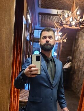 Meet your Posher, Chad